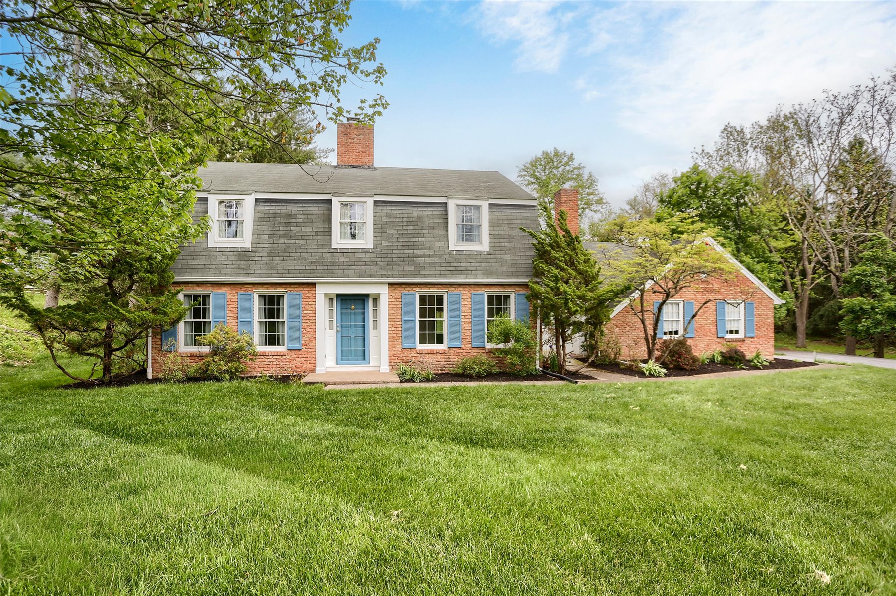 2 story home brick home on 1 acre of land for sale