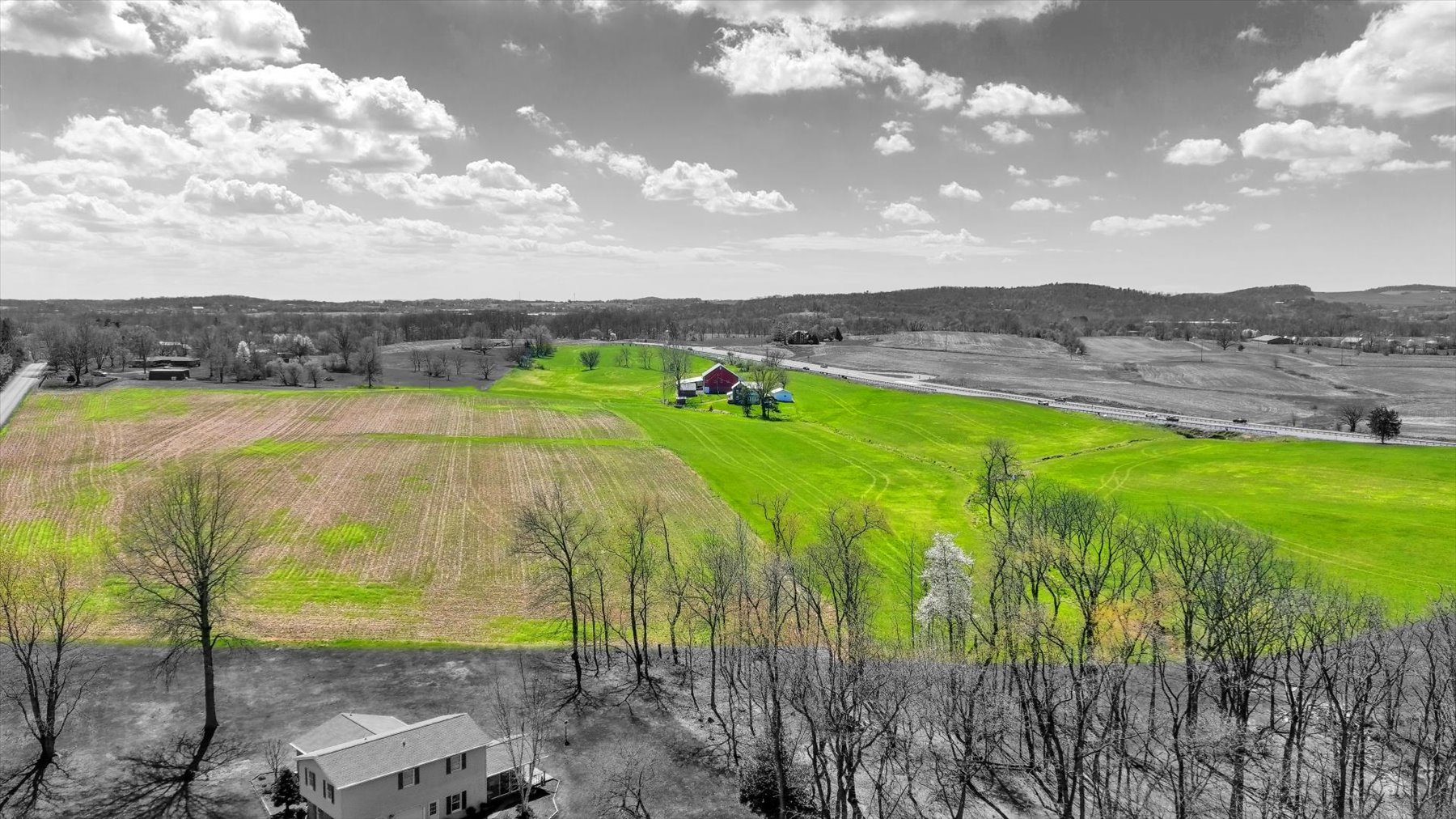 Property with 45 acres for sale